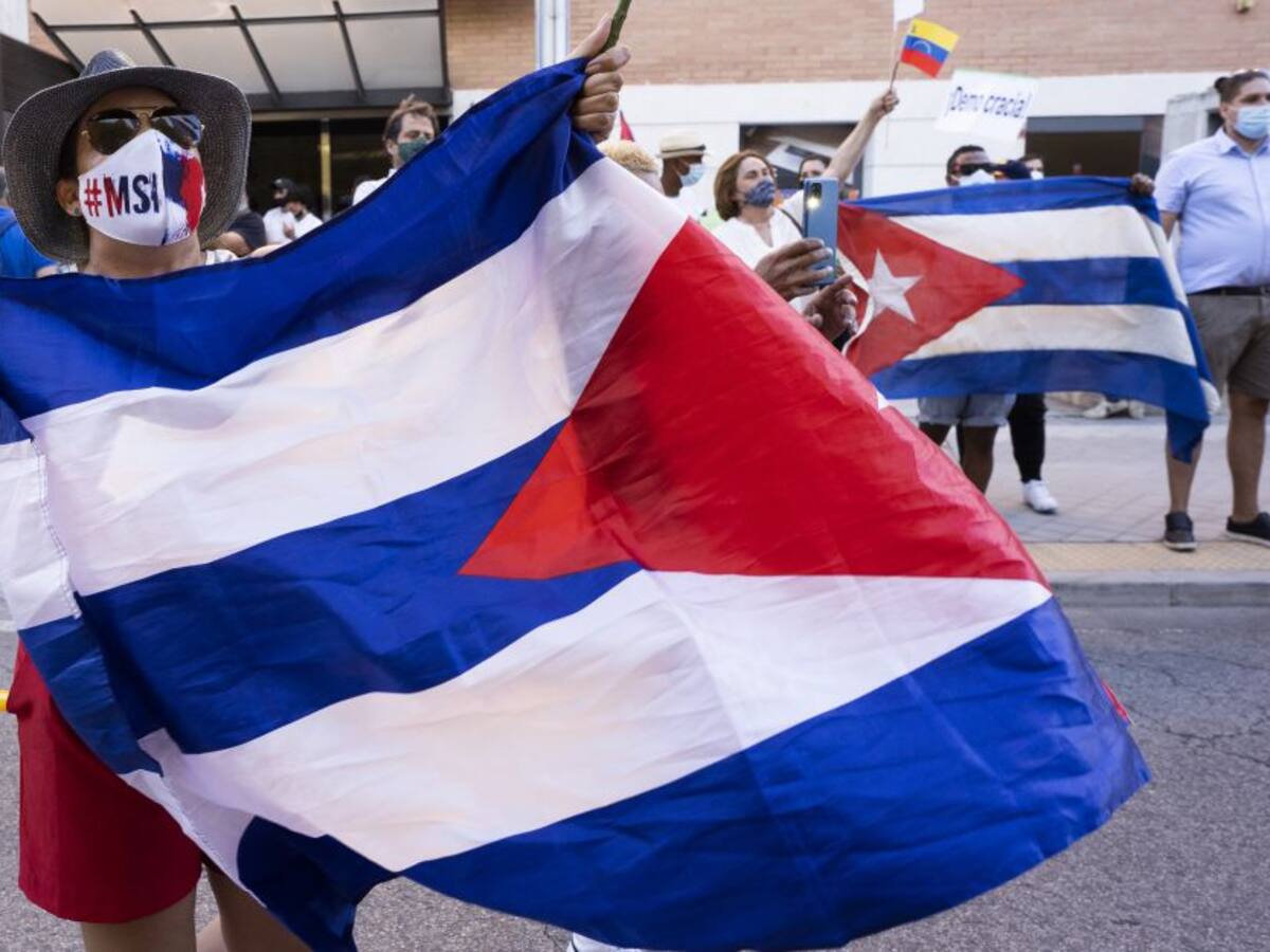 España exige a Cuba la liberación de periodista detenida en manifestaciones