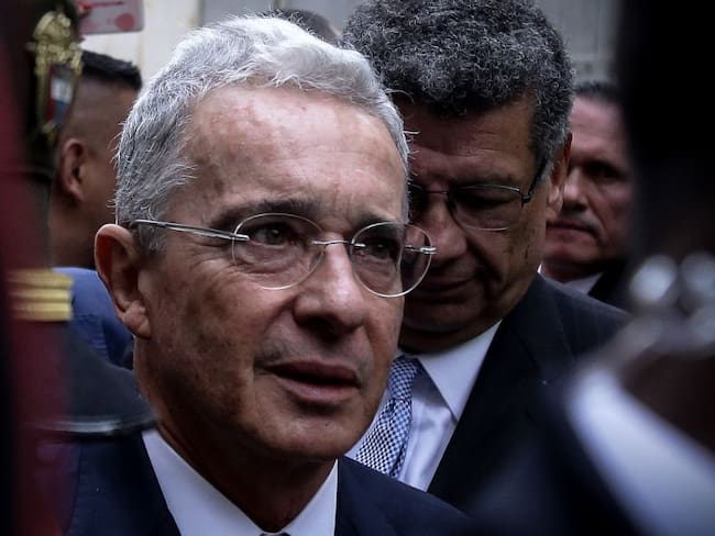 Uribe se burló de sí mismo tras el video con Epa Colombia: ¡qué melena!