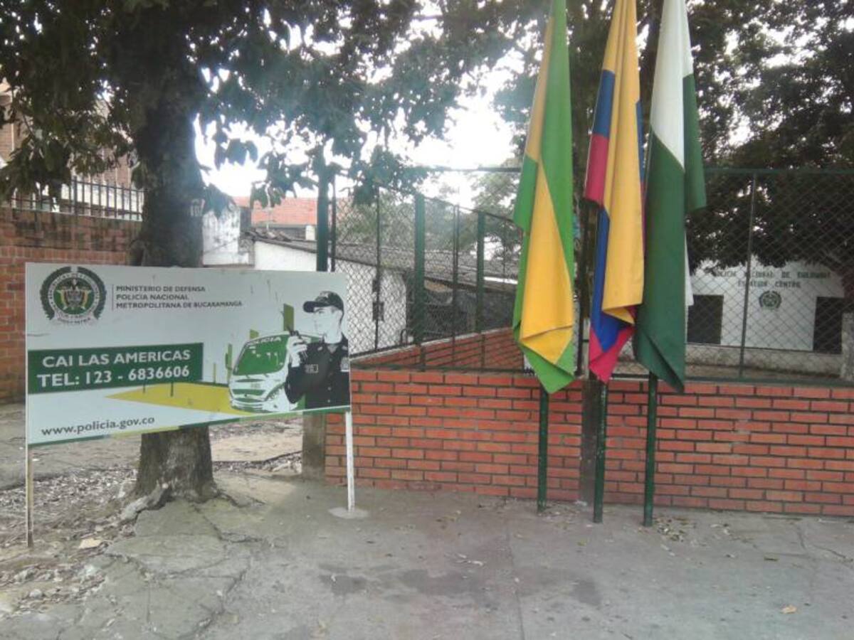Más de 12 años de cárcel para 4 Policías que abusaron de una menor en un CAI