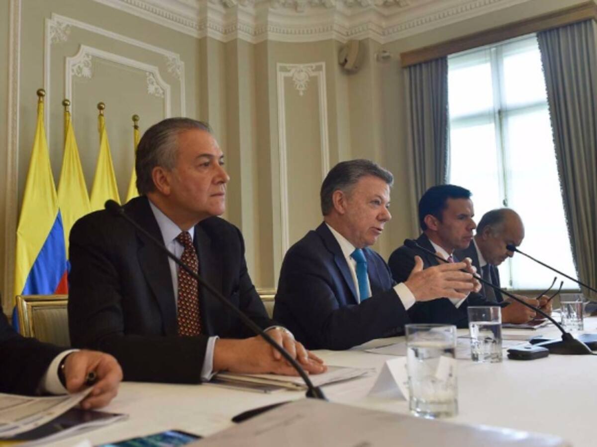 Estas son las 10 acciones para proteger a líderes anunciadas por Santos