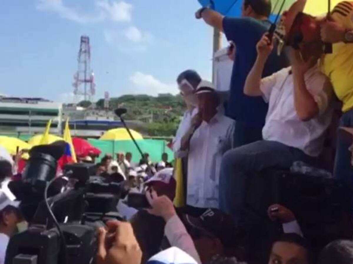 "Castro, Maduro y las Farc no prosperarán en Colombia": Uribe