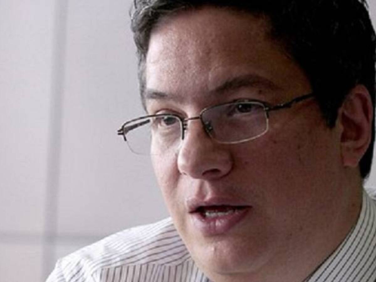 Bajar el IVA por dos meses podría frenar el consumo: Dian