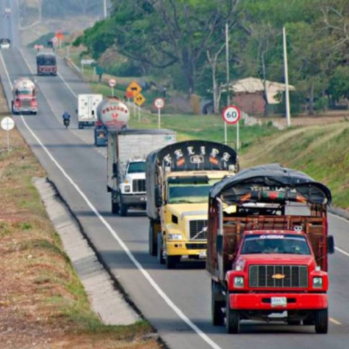 Protesta por peligroso estado de tramo de la Ruta del Sol en Puerto Boyacá