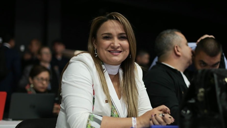 Sandra Paola Hurtado, aspirante a la Cámara y ex gobernadora de Quindío, fue destituida por 12 años por la Procuraduría. Foto: Colprensa