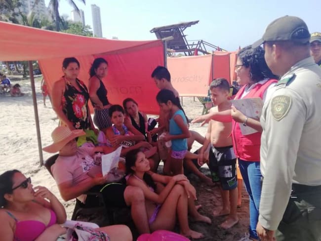 Autoridades realizan operativos en balnearios de Cartagena