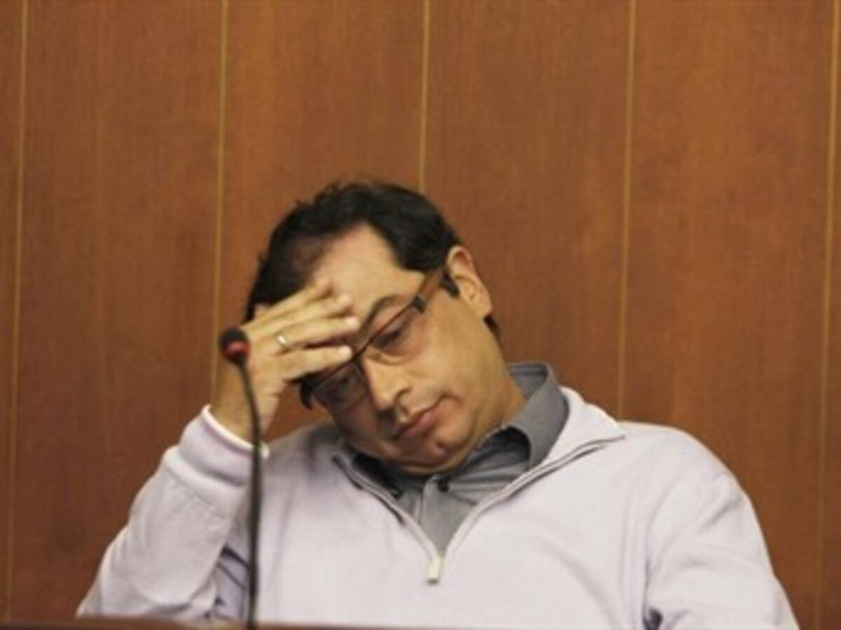 Medios de EE.UU. califican como derrota para Petro decisión de Santos