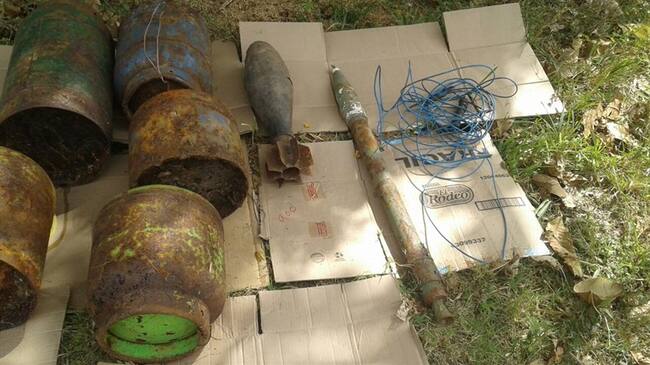 Comunidad encontró caleta de las Farc con más de 100 explosivos en Cauca. Foto: Guardia Indígena Corinto