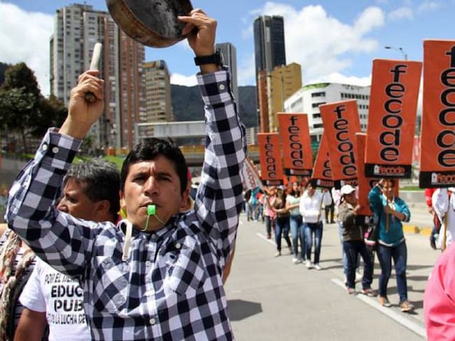 Los docentes del Tolima salen a protestar. 