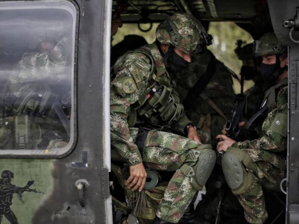 'En nuestras botas', encuentro entre empresarios del país y militares