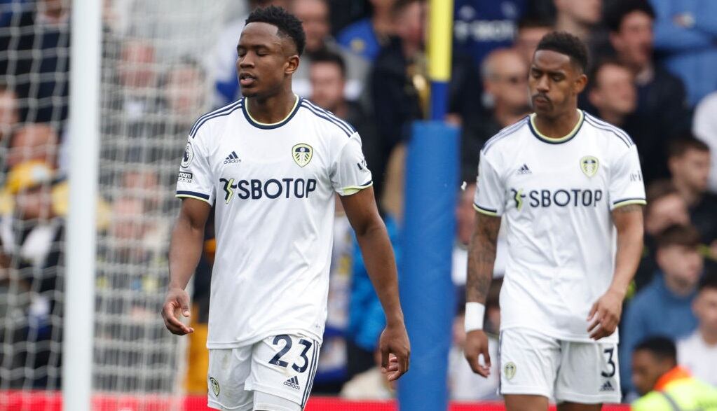 Luis Sinisterra no seguiría en Leeds United de cara a la próxima temporada tras el decenso de su equipo (Photo by Richard Sellers/Sportsphoto/Allstar via Getty Images)