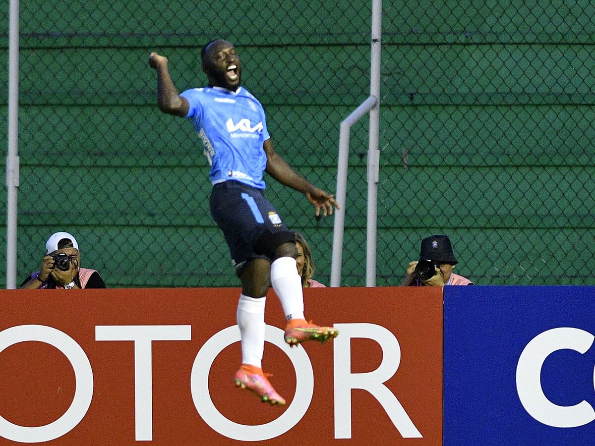 José Luis Sinisterra igualó marca goleadora de Falcao en Copa Sudamericana