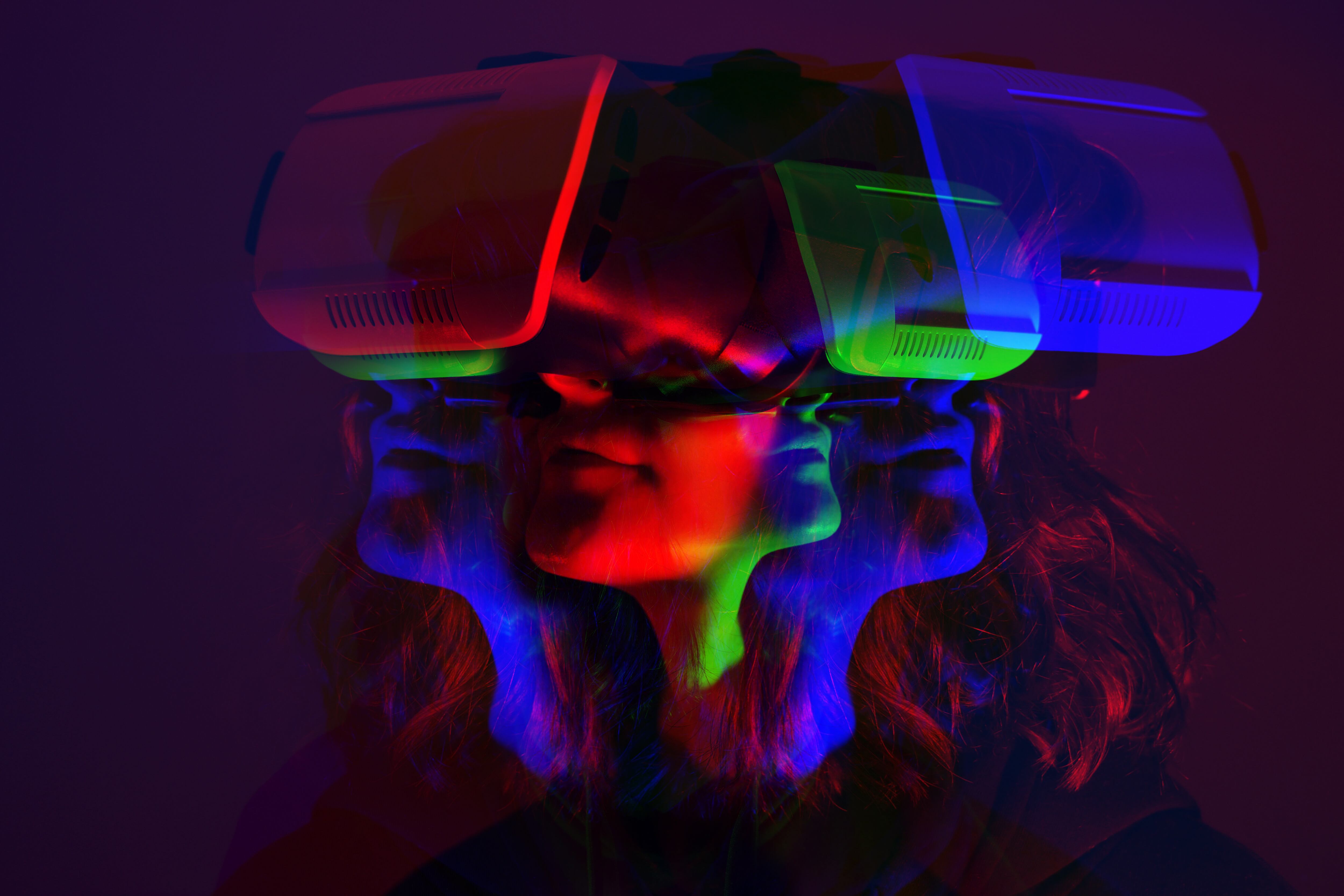 Foto de referencia de una mujer en el metaverso. Foto: Getty Images