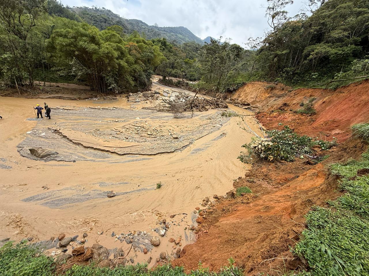 Avenida torrencial en Cocorná, Antioquia.