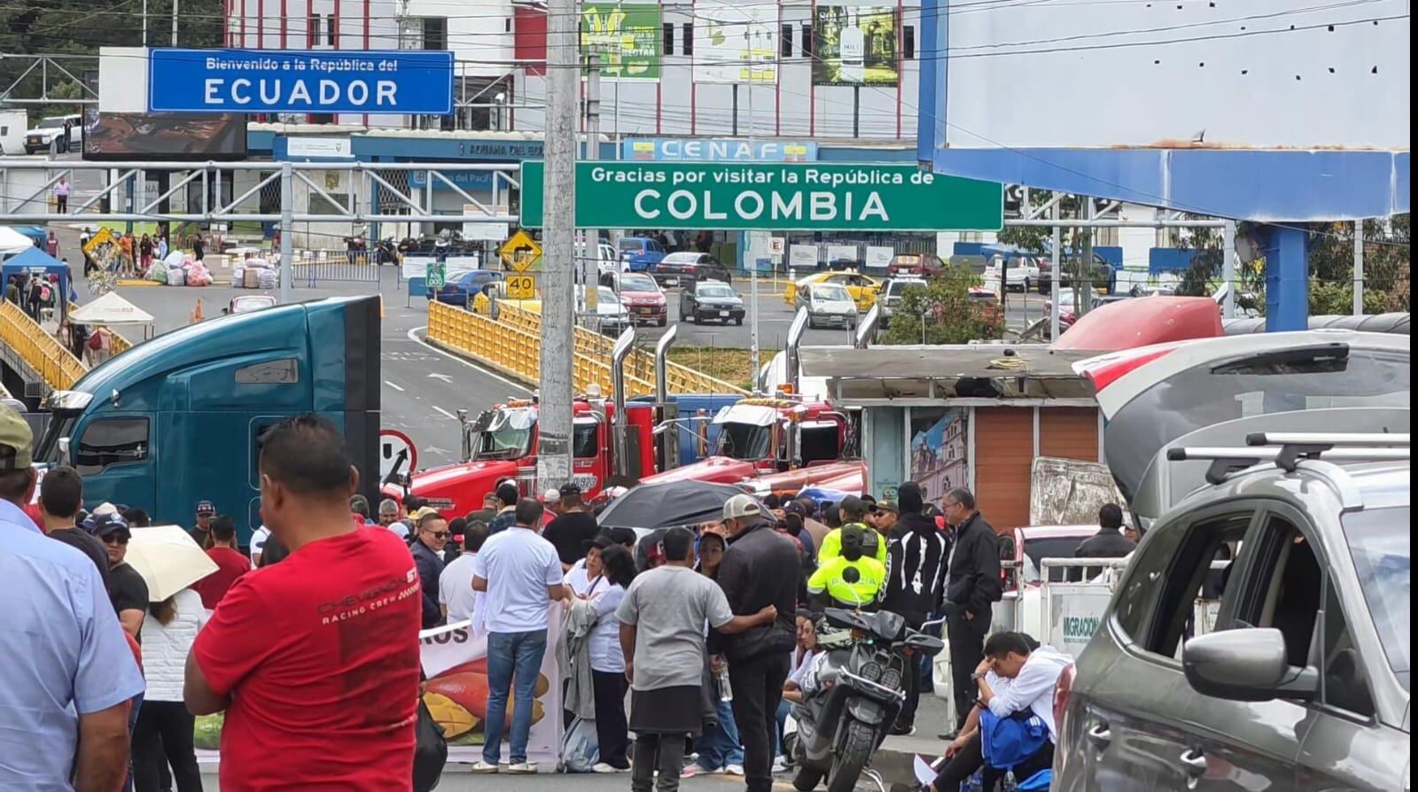 Bloqueo puente internacional Rumichaca- Foro:Cortesía