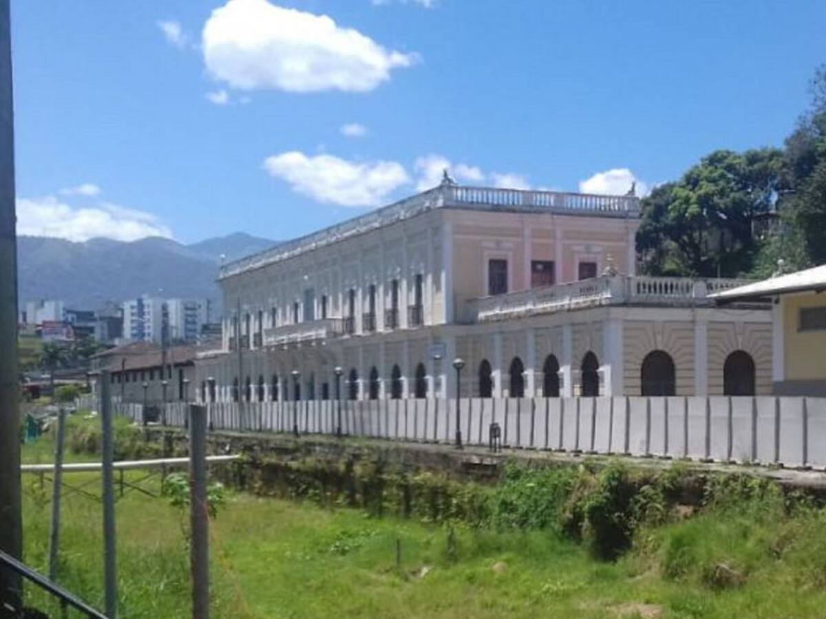 Organizaciones culturales exigen intervención en la estación de Armenia