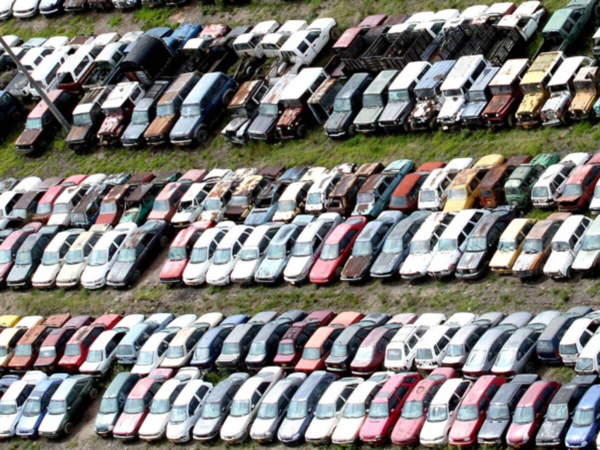Unos 17.000 vehículos están abandonados en patios de tránsito en Bogotá