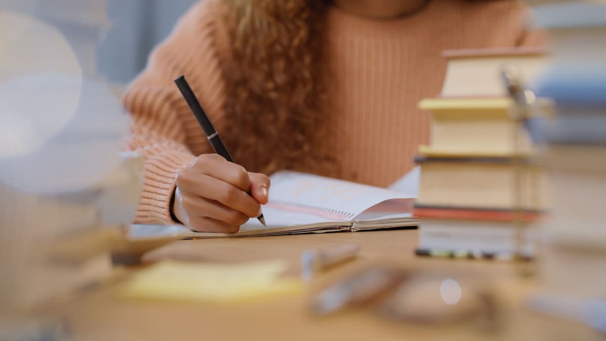 ¿Cuáles son las carreras y las universidades más costosas de Colombia en 2026?