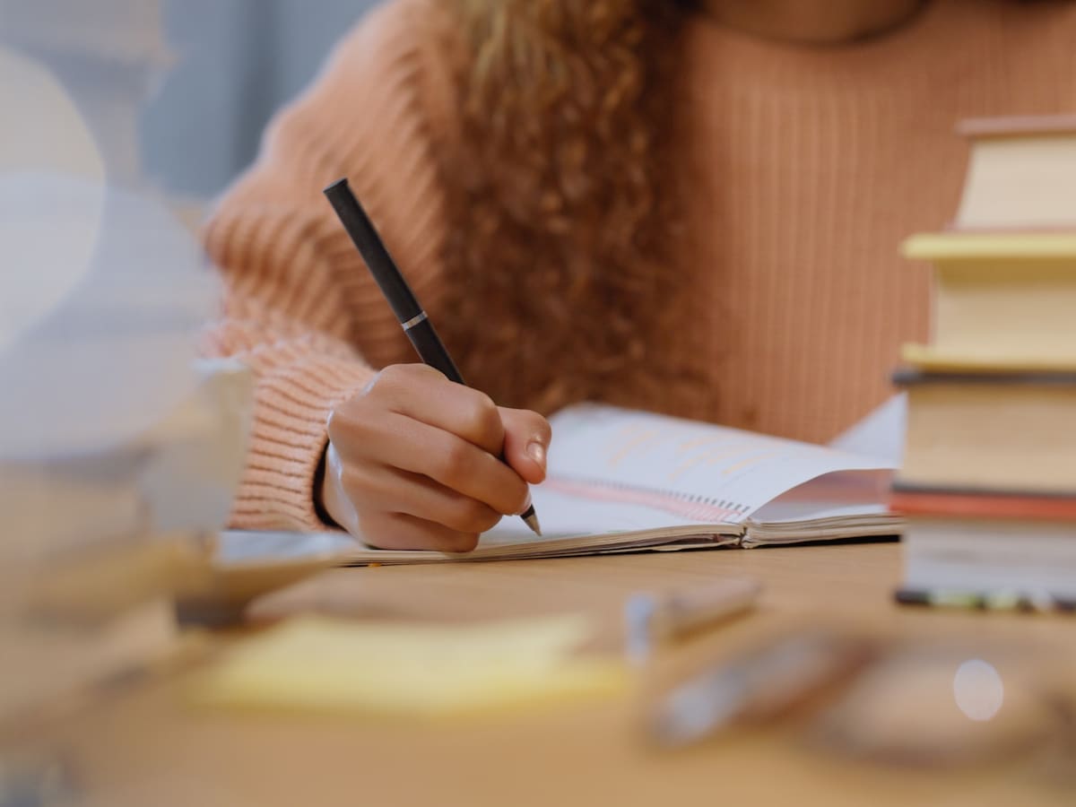 ¿Cuáles son las carreras y las universidades más costosas de Colombia en 2026?