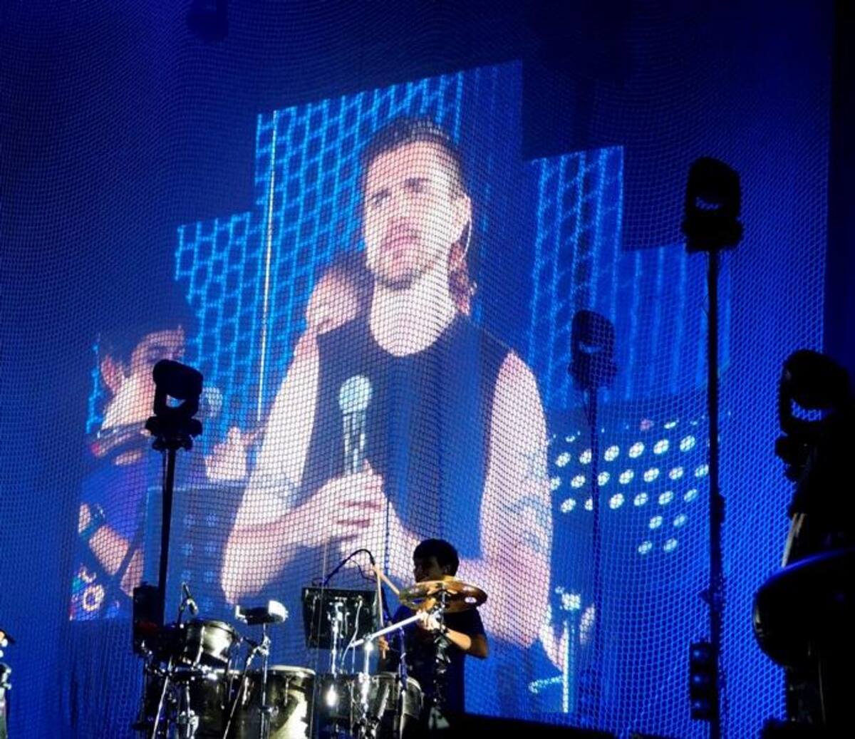 La última canción que cantó Juanes fue la Camisa Negra, que fue solicitada varias veces durante el concierto por sus fans.