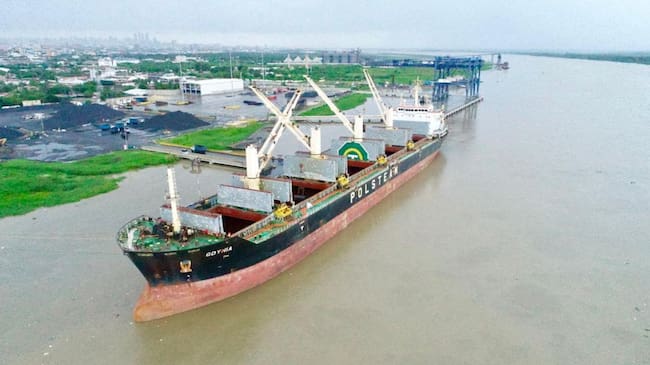 Canal de acceso al puerto de Barranquilla.