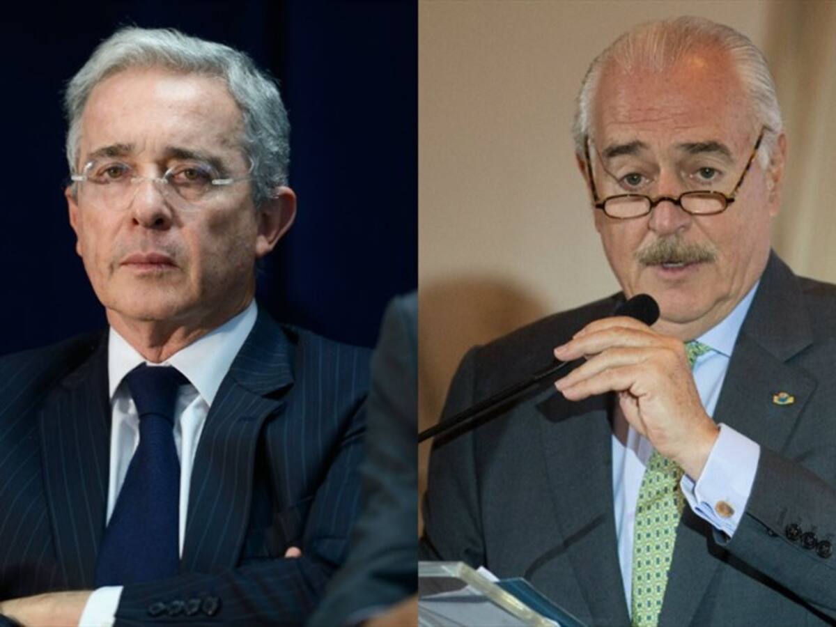 Uribe y Pastrana sellan alianza de cara a elecciones de 2018