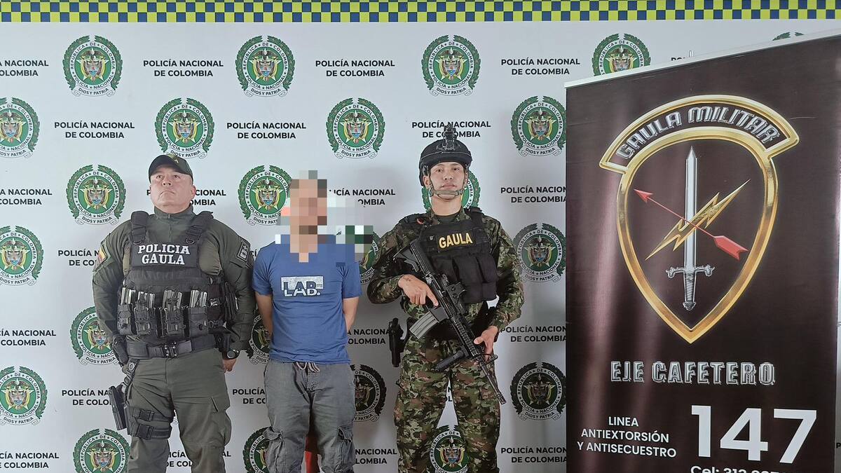 El Gaula Militar Eje Cafetero capturó a dos presuntos extorsionistas de comerciantes risaraldenses