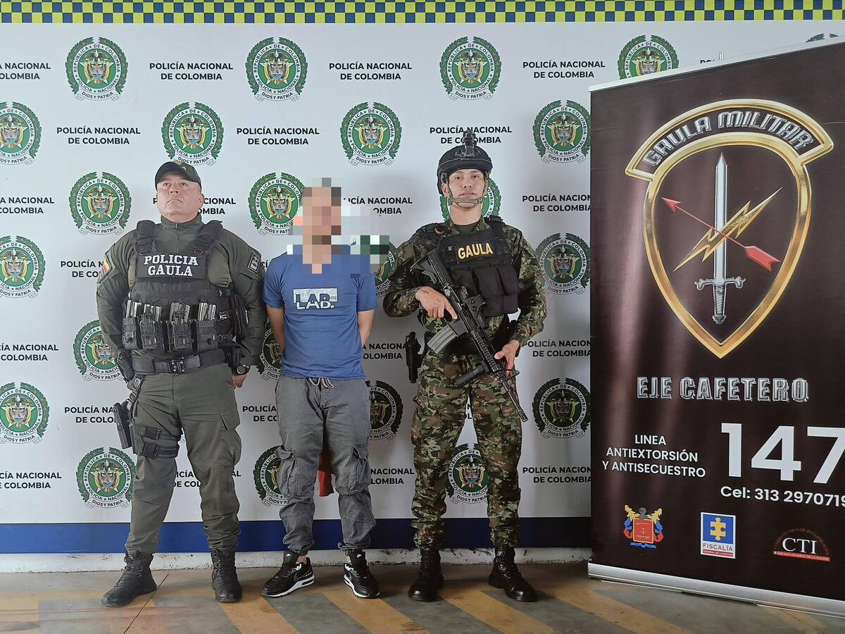 El Gaula Militar Eje Cafetero capturó a dos presuntos extorsionistas de comerciantes risaraldenses