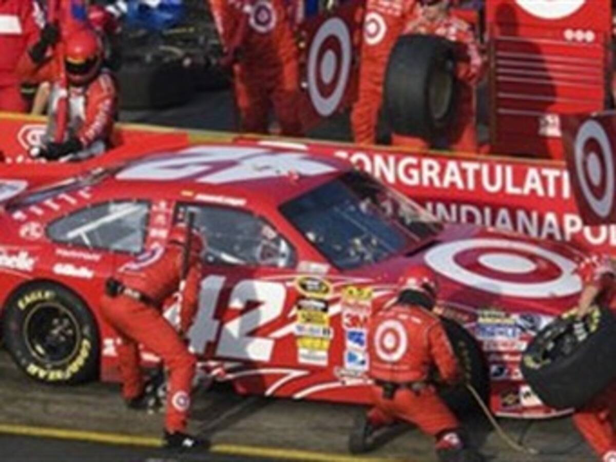 Juan Pablo Montoya partirá en el puesto 30 en Bristol Motor Speedway