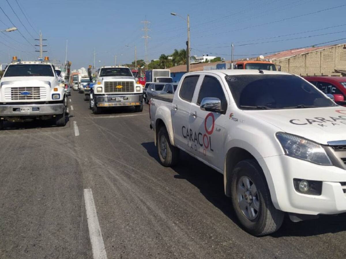 Camioneros protestan por decisión del alcalde sobre los peajes de Cartagena