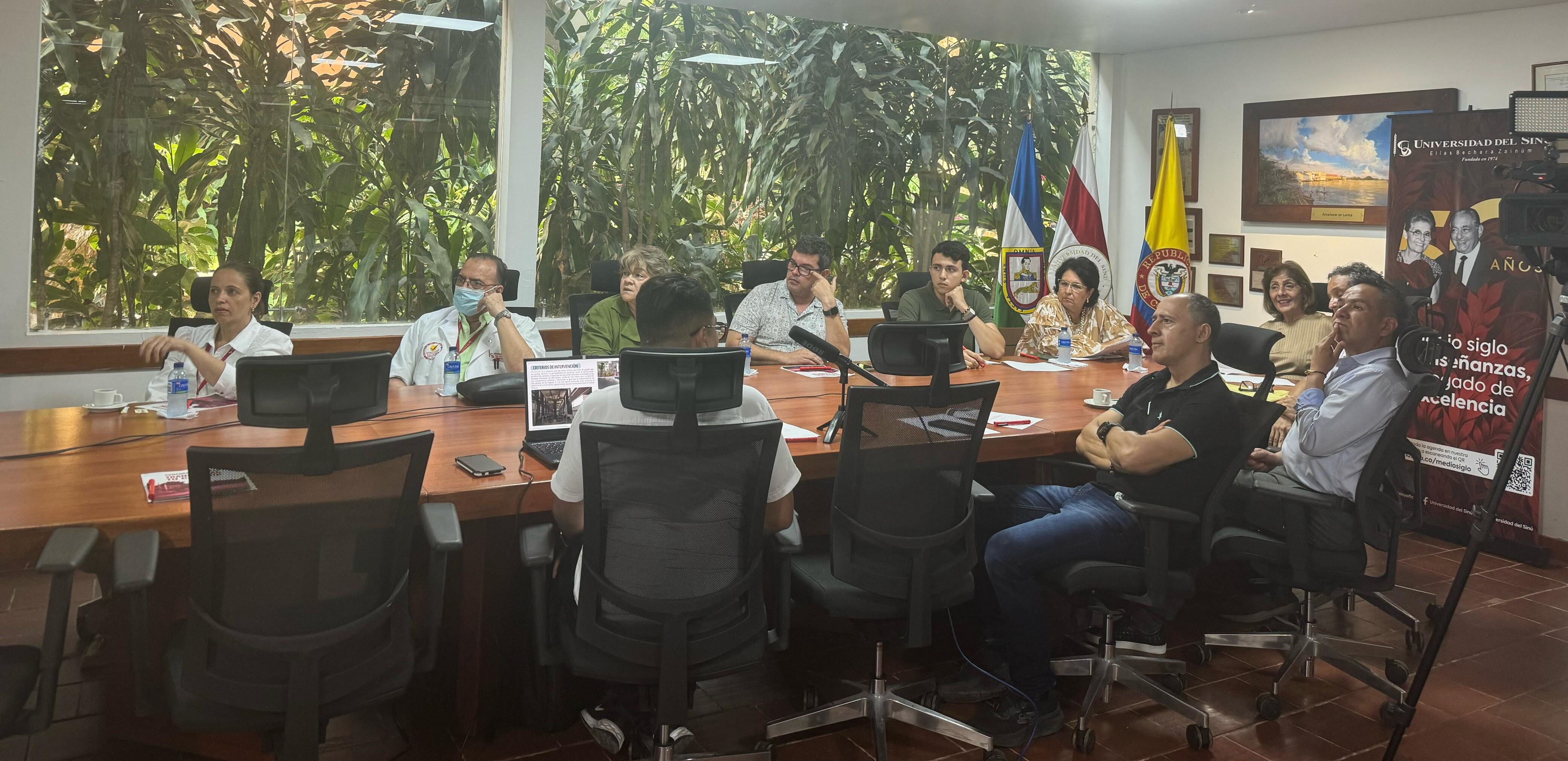 Deliberación del jurado del concursos 'Transforma Tu Campus'.