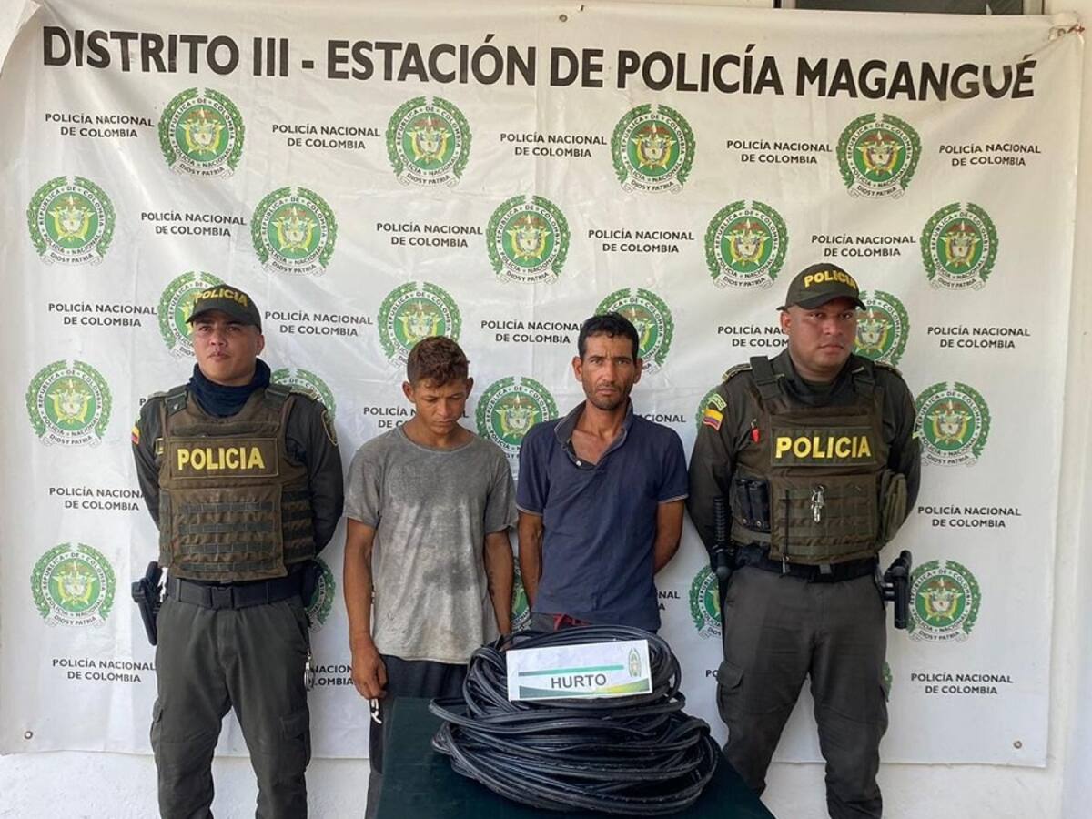 Dos hombres fueron sorprendidos hurtando cables de telecomunicaciones en Magangué