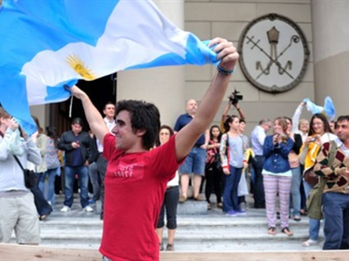 La mitad de jóvenes argentinos elige como sus padres