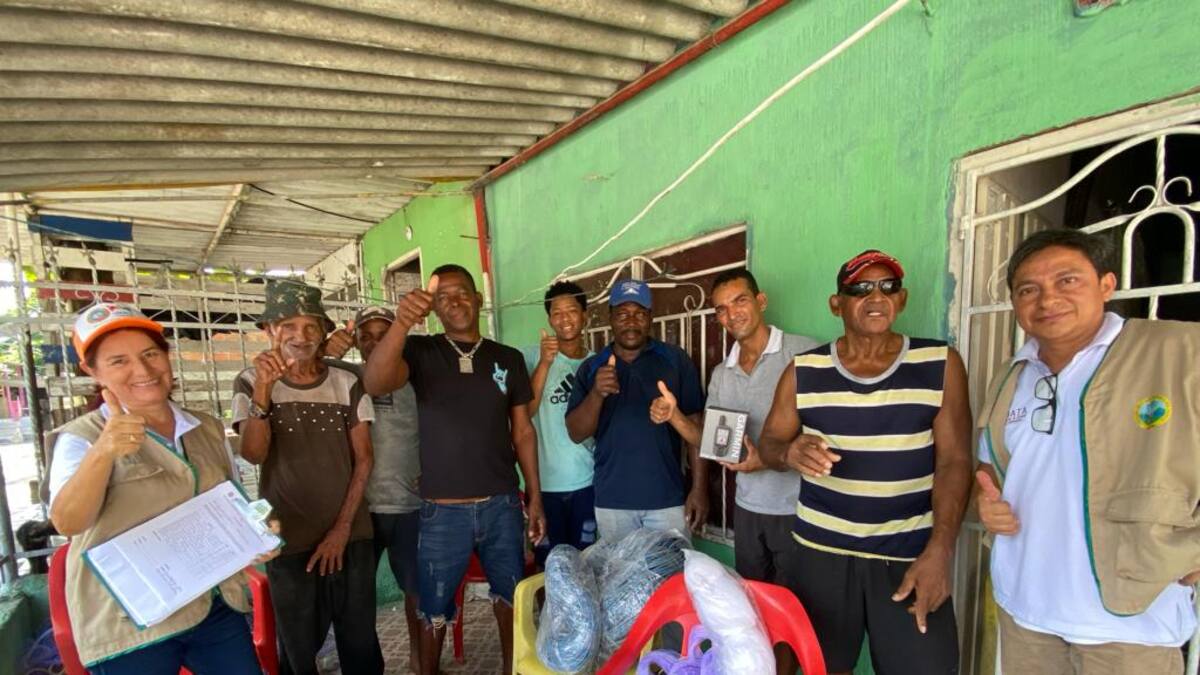 Umata capacitó y entregó dotación a pescadores de Cartagena