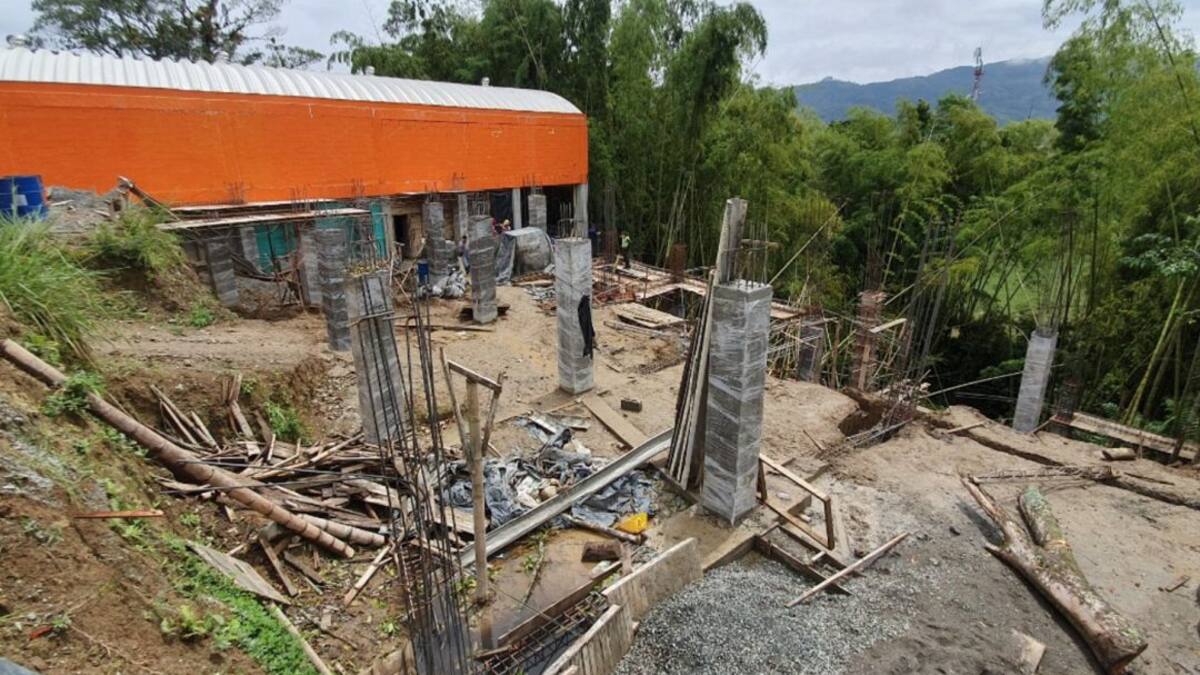 En Dosquebradas capturan 16 personas que trabajaban en una obra suspendida