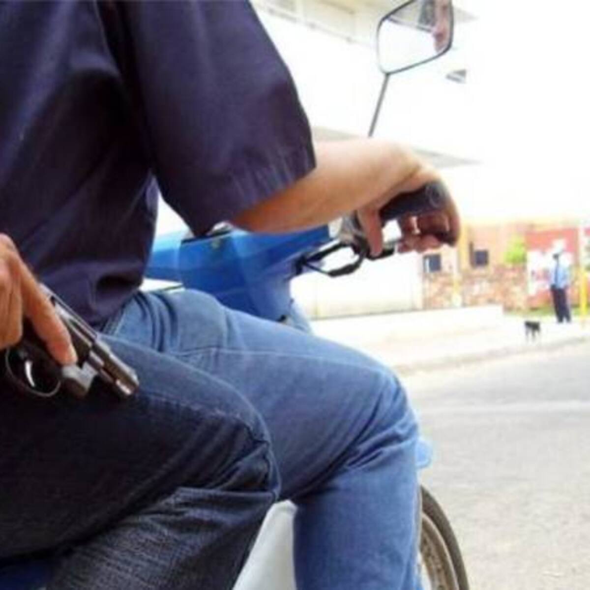 En Boyacá, hombres armados asesinaron dentro de un bus a un joven pasajero