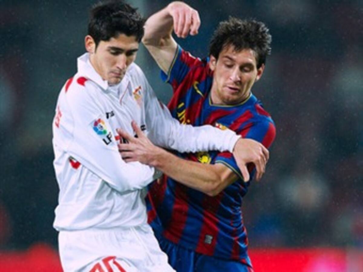 Sevilla recibe a Barcelona en el primer juego de la final de la Supercopa de España