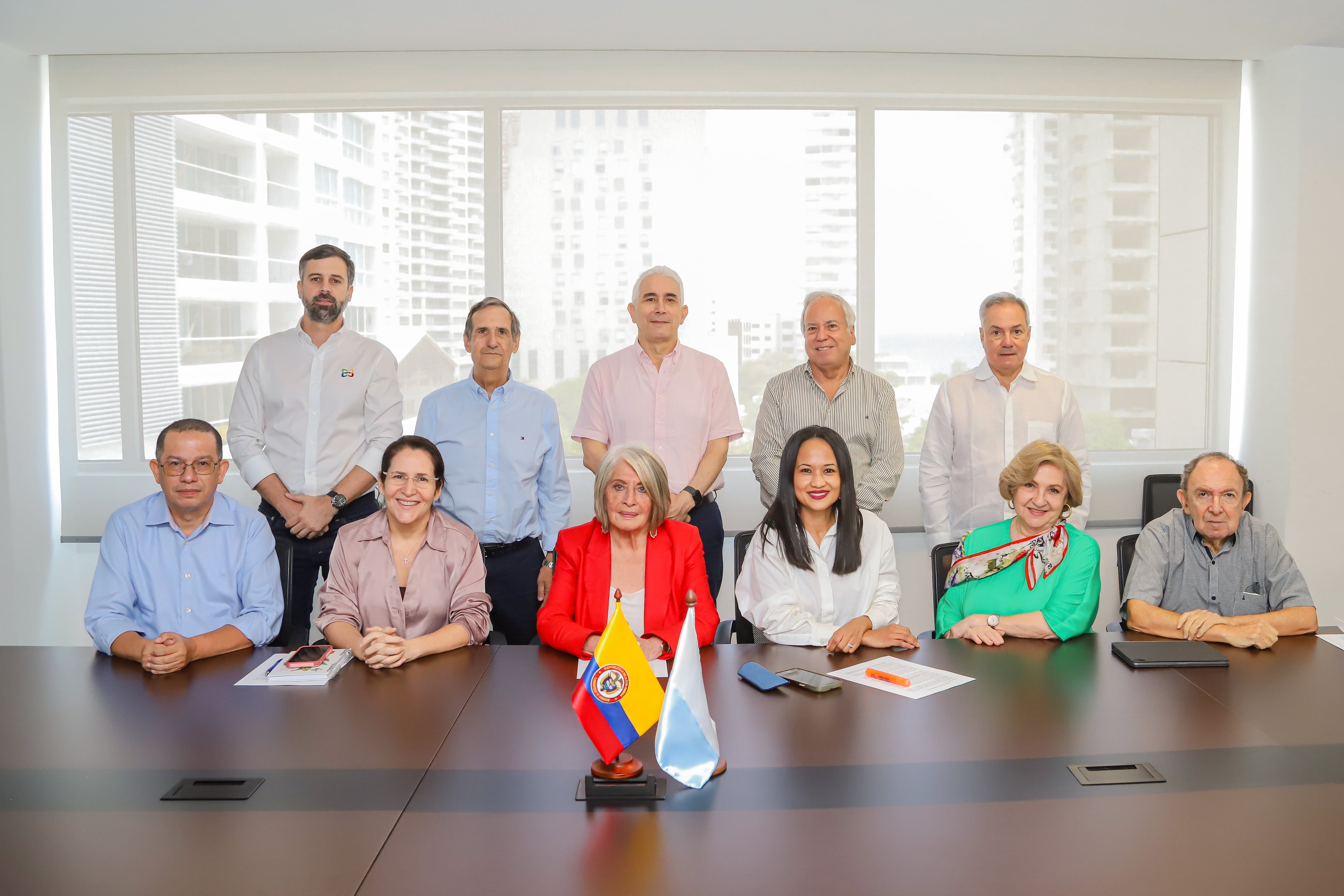 Pobreza y desigualdad en el Caribe, prioridades que plantean intelectuales al presidente electo