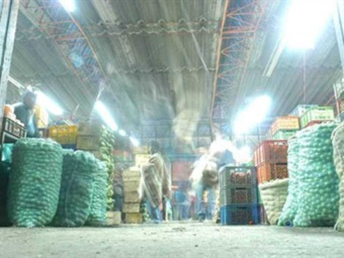 Prometen solución a problemas de basuras en Corabastos