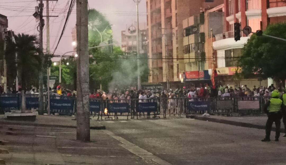 Heridos por enfrentamientos a las afueras del Romelio en Barranquilla