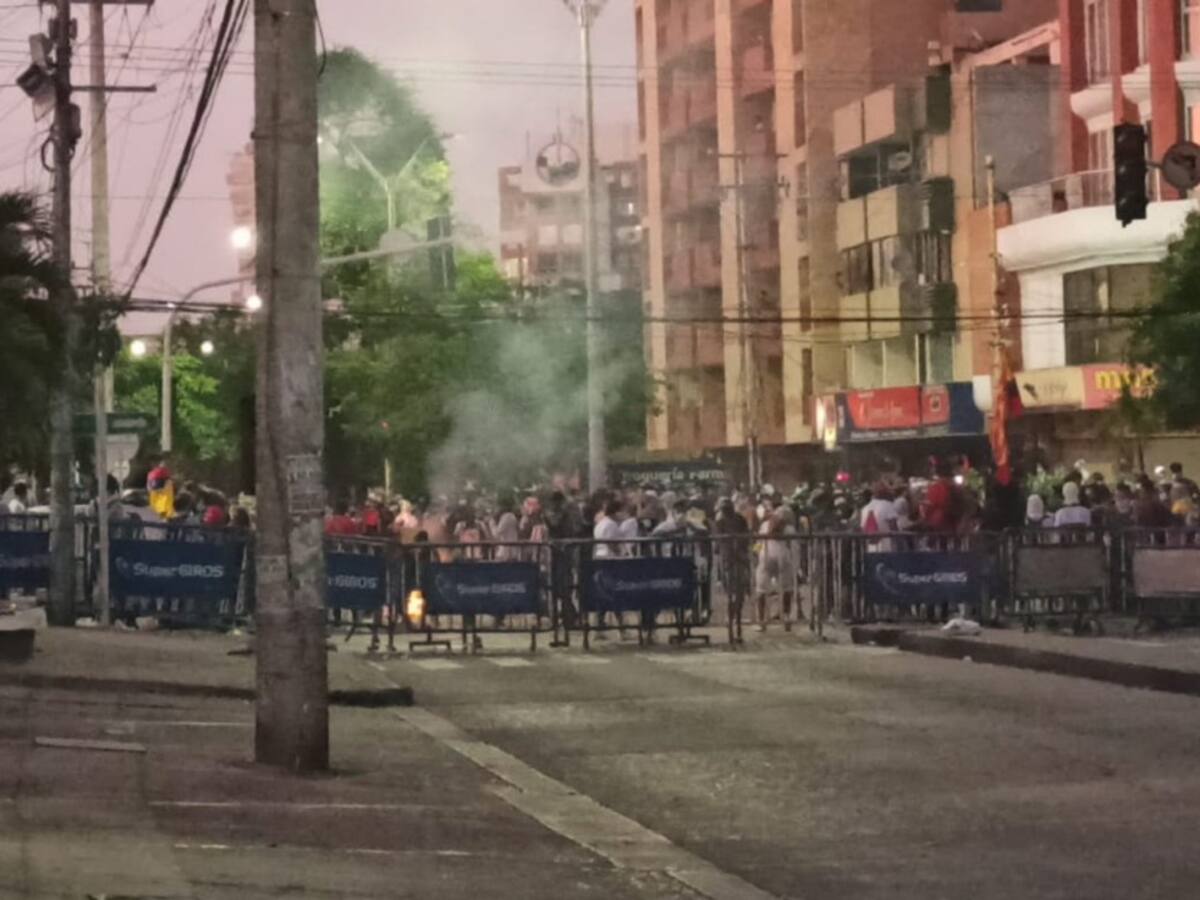 Heridos por enfrentamientos a las afueras del Romelio en Barranquilla