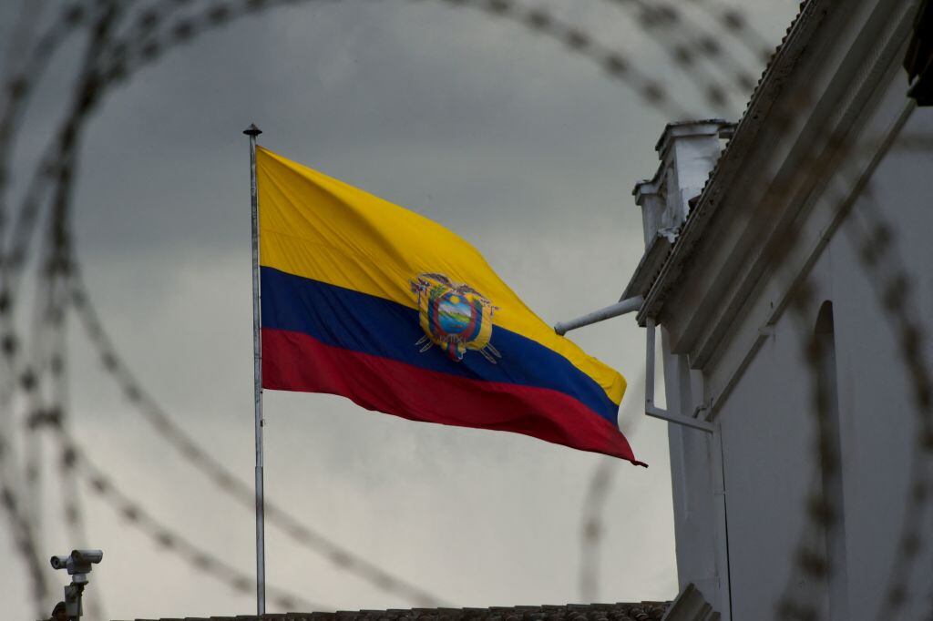 Bandera de Ecuador. Foto: Rodrigo Buendía / AFP vía Getty Images