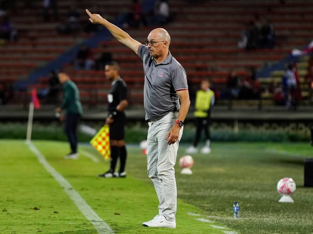 Alfredo Arias: “Arrancamos muy mal el partido, pero corregimos y fuimos al frente”