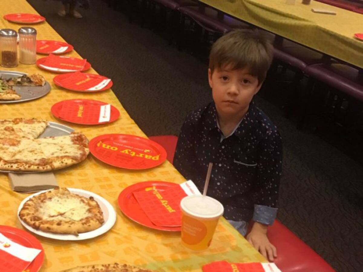 32 invitados dejaron “plantado” a niño, en sus cumpleaños número 6