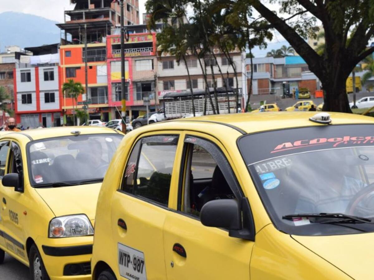 Taxistas anuncian paro en Ibagué por el transporte ilegal