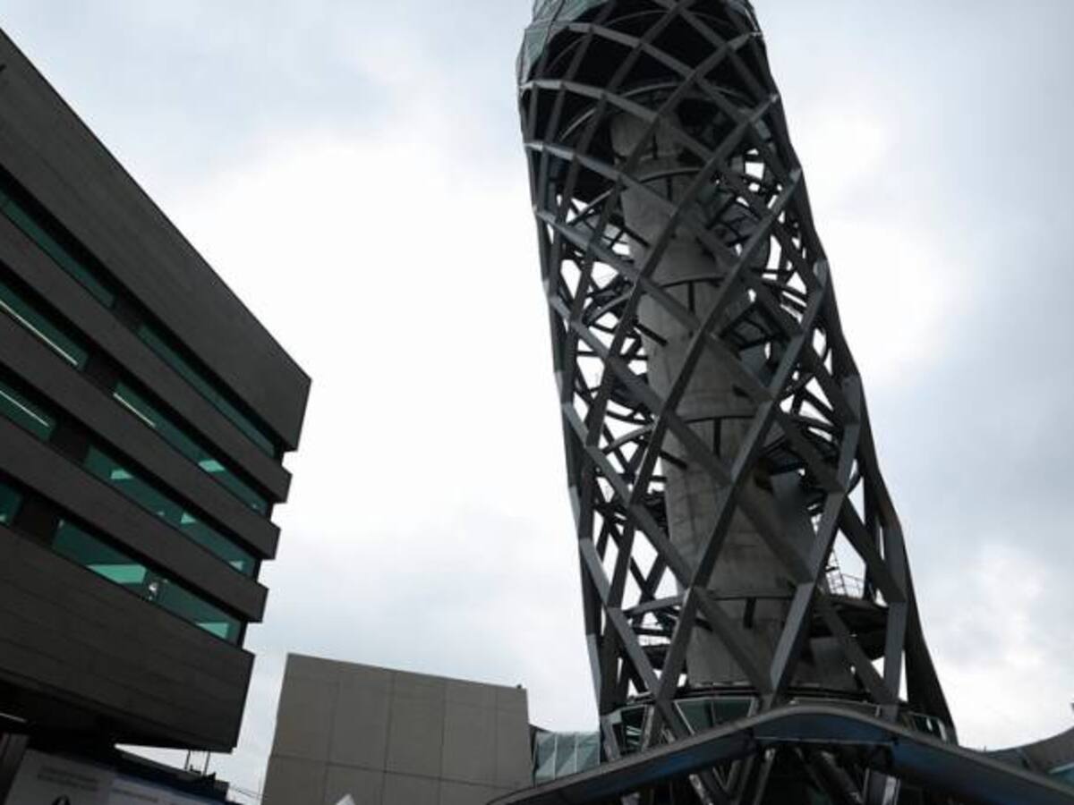 Experto afirma que problema aeronáutico en Colombia se relaciona con la falta de recursos