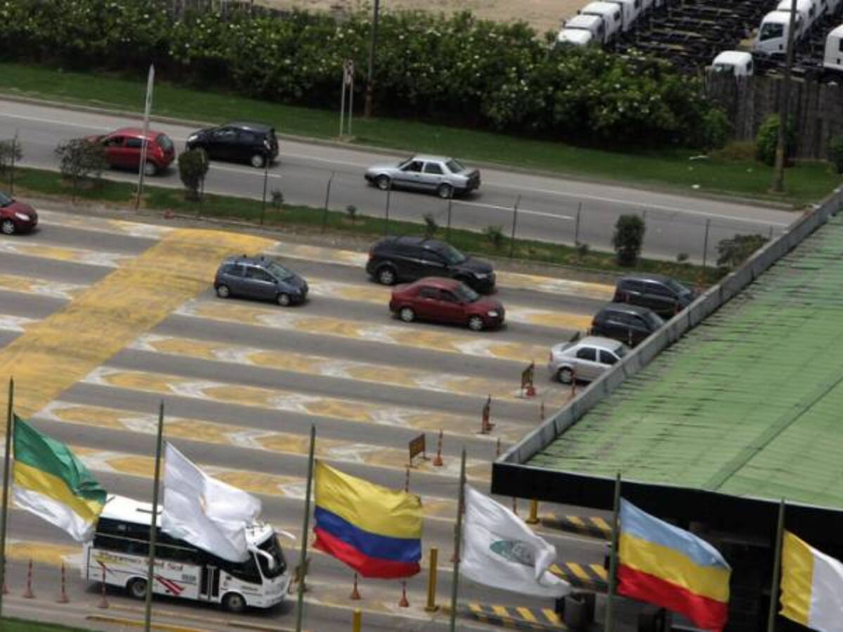 Peajes electrónicos estarán operando en un periodo máximo de 13 meses: Invias