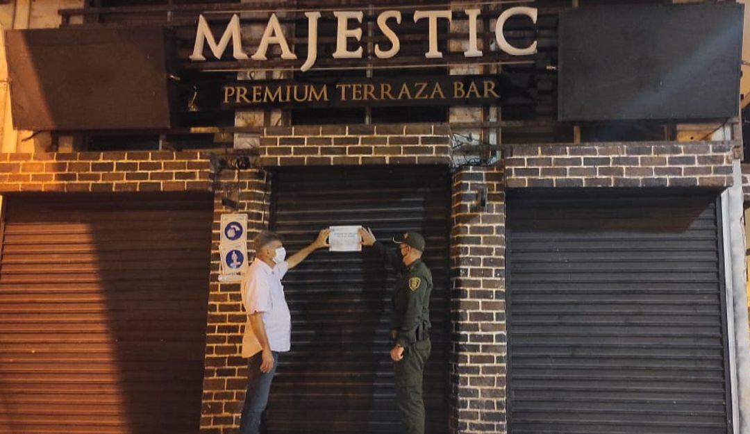 Majestic Premium Terraza Bar ubicada en la Transversal 54