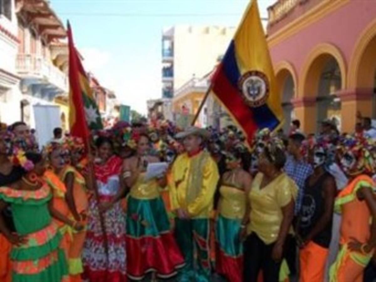 Con desfiles y marchas iniciaron las Fiestas de la Independencia de Cartagena