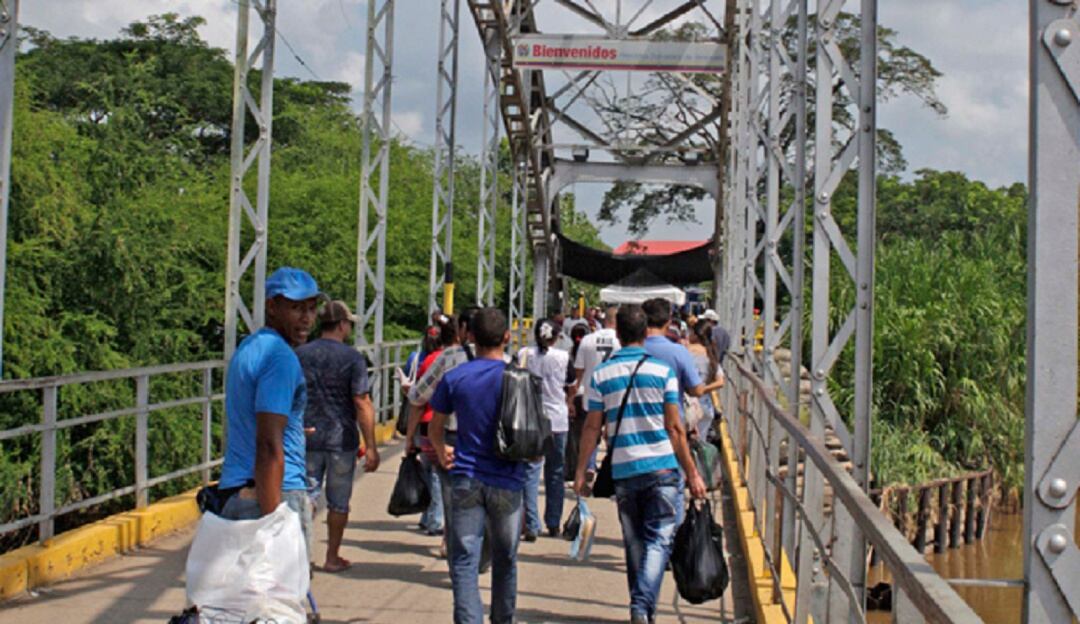 Puente La Unión en Puerto Santander 