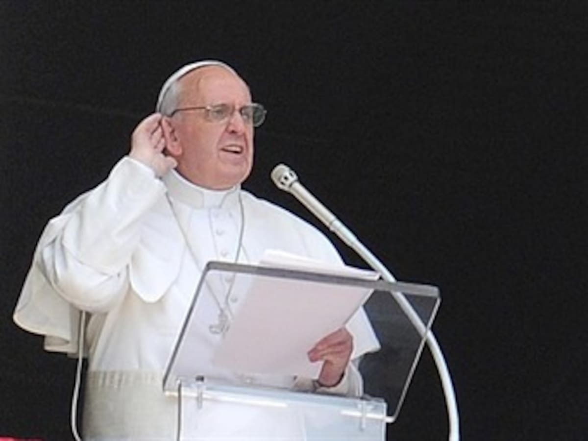 Papa Francisco pide liberación de religiosos secuestrados en Siria